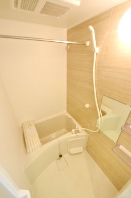 バス・シャワールーム　バスルーム