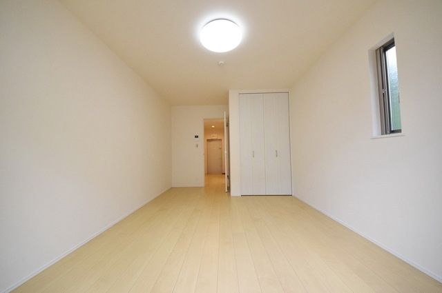 居室・リビング　洋室・２面採光