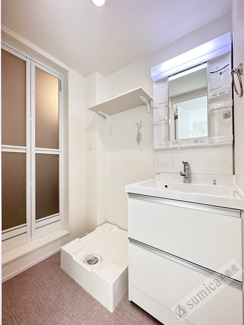 洗面設備　ゆったり使える洗面スペース♪