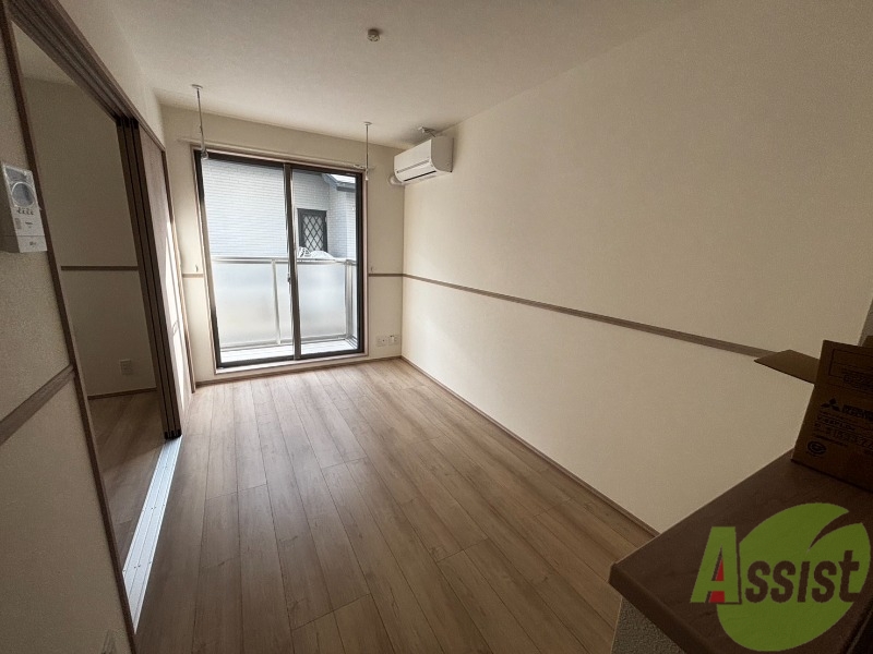 居室・リビング　きれいなＬＤＫが広がっていて居心地が良さそうですね。