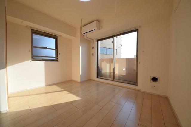 居室・リビング　♪陽当りの良いお部屋♪