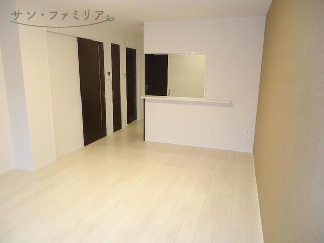 居室・リビング　同一物件別部屋写真