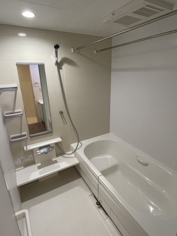 バス・シャワールーム　★ゆったりサイズのお風呂★