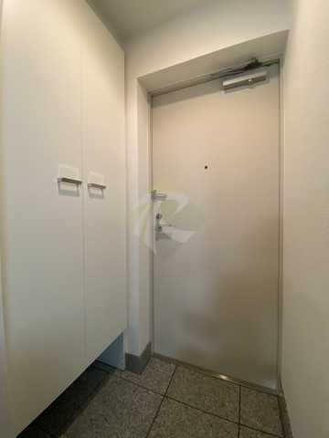 玄関　ステージファースト東新宿