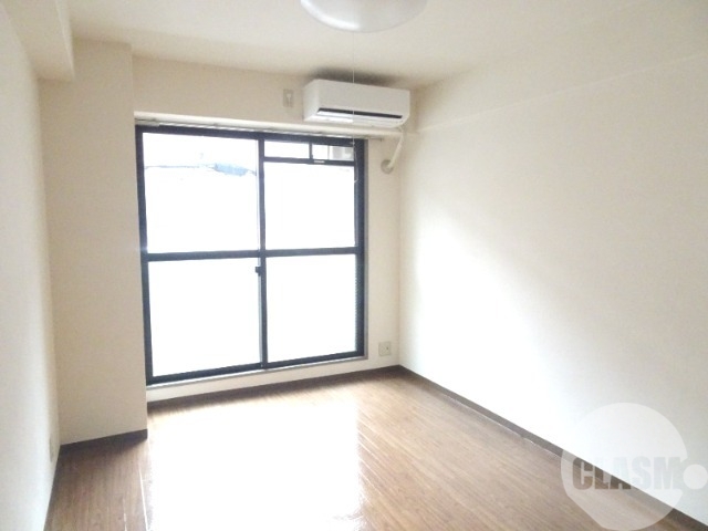 居室・リビング　明るいお部屋です♪