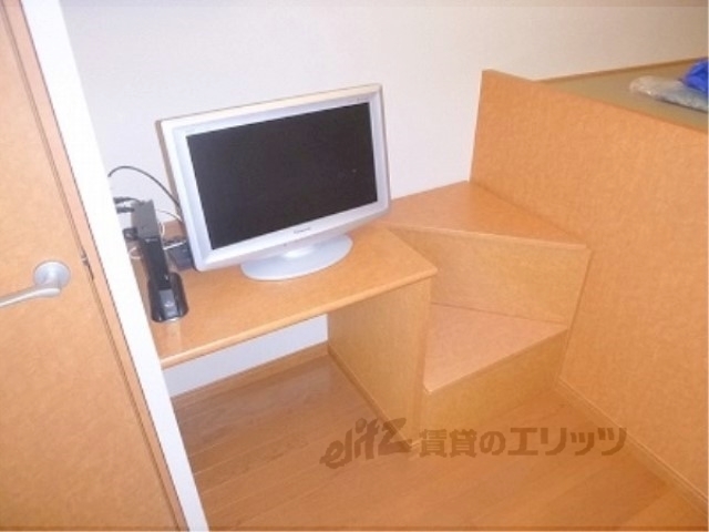 その他　備え付けテレビ