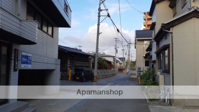 その他　前面道路（その他）まで0m
