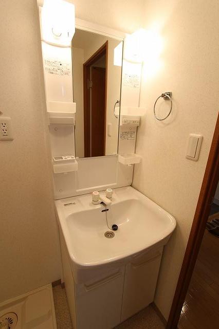 洗面設備　同タイプ別室