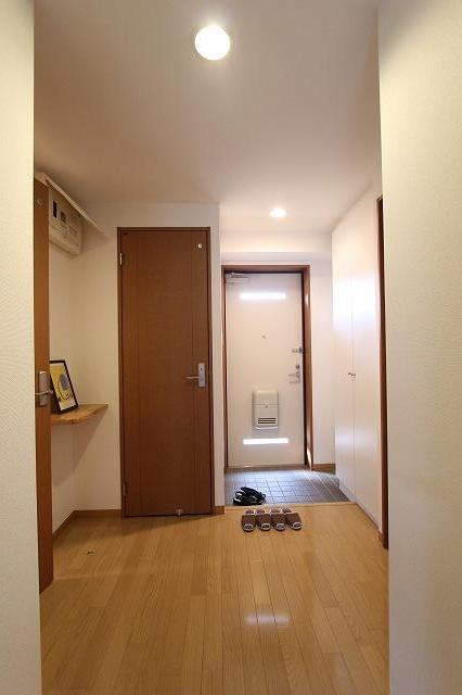 玄関　同タイプ別室