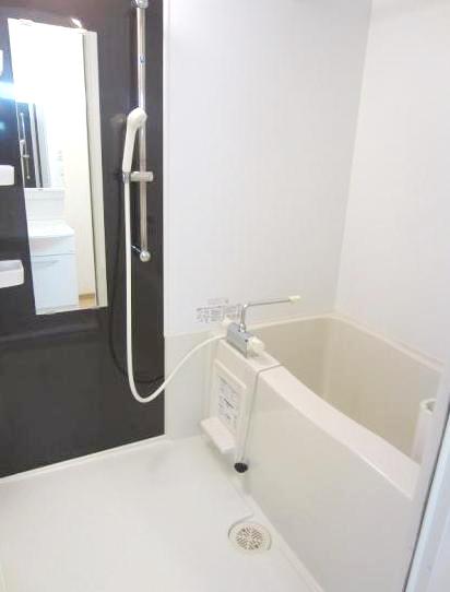 バス・シャワールーム　※別部屋参考写真☆追い焚き機能付きバス☆
