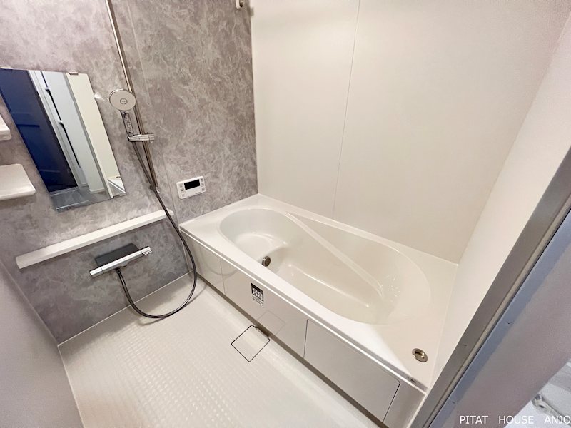 バス・シャワールーム　参考写真１０２