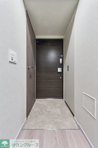 玄関　※参考写真