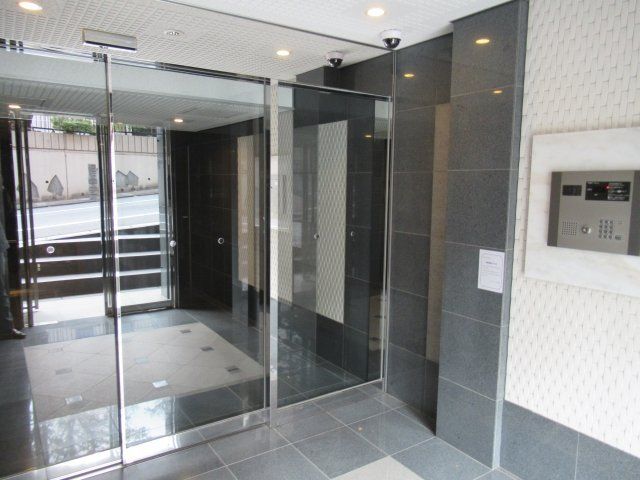 エントランス　エントランス