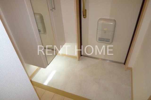 玄関　シューズボックス付き