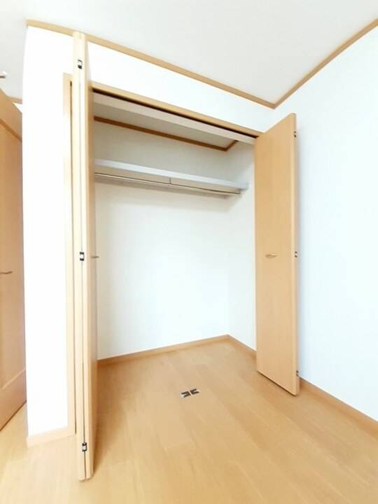 収納　クローゼット