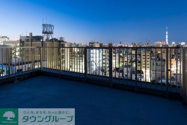 眺望　Hタイプ2016年3月撮影 ルーフバルコニー夜景