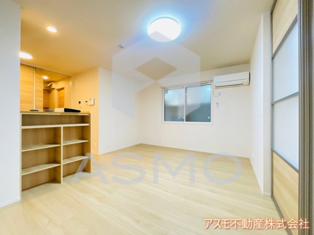 居室・リビング　同マンション別部屋　参考写真