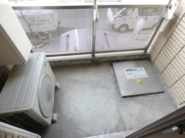 バルコニー　バルコニー