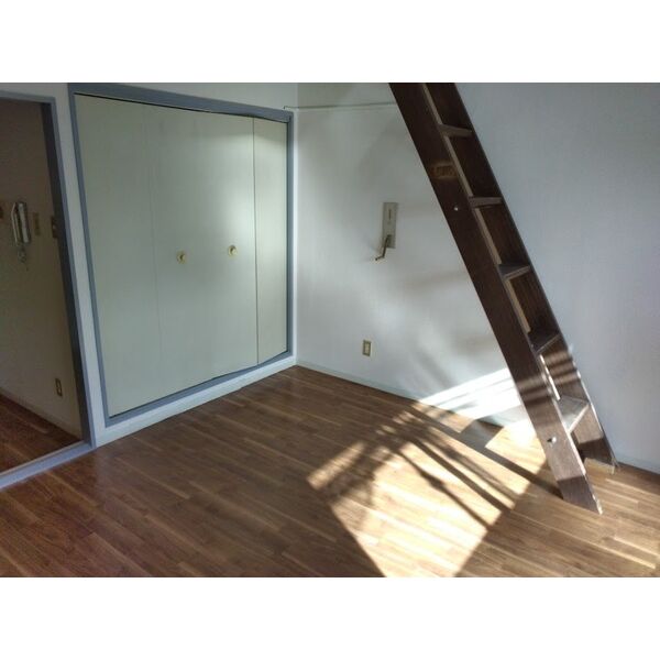 収納　※別室の参考写真の為、現況優先です。