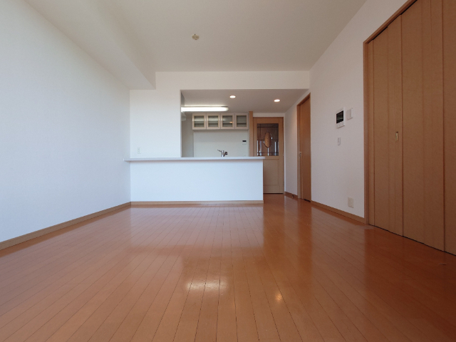 居室・リビング　対面式キッチン