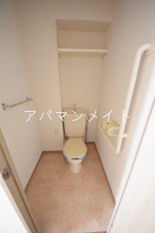 トイレ　シンプルで使いやすいトイレです