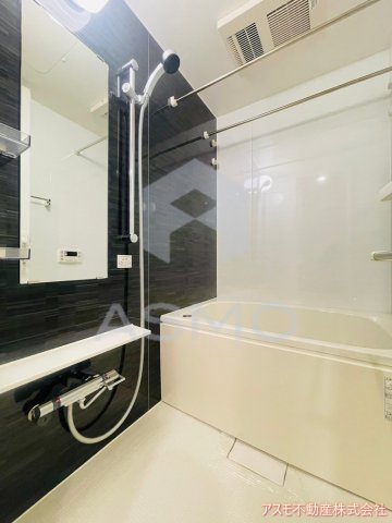 バス・シャワールーム　同マンション別部屋　参考写真