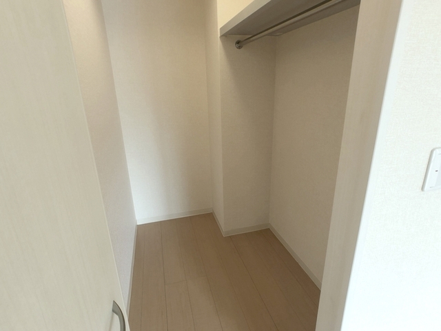 収納　ウォークインクローゼット