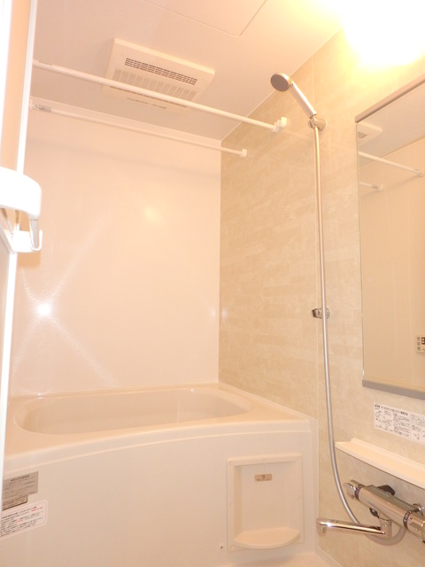 バス・シャワールーム　浴室