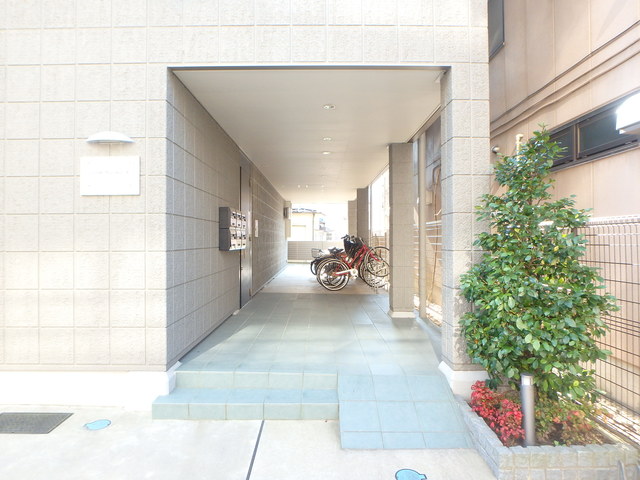 エントランス　エントランス