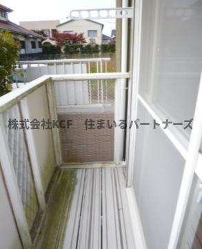 バルコニー　暖かな日差しのふりそそぐバルコニー