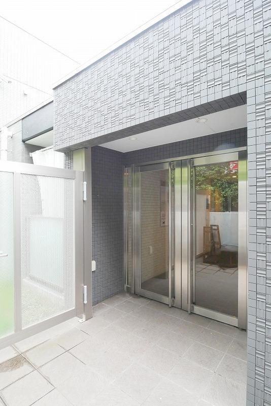 エントランス　共用部分も大変綺麗★