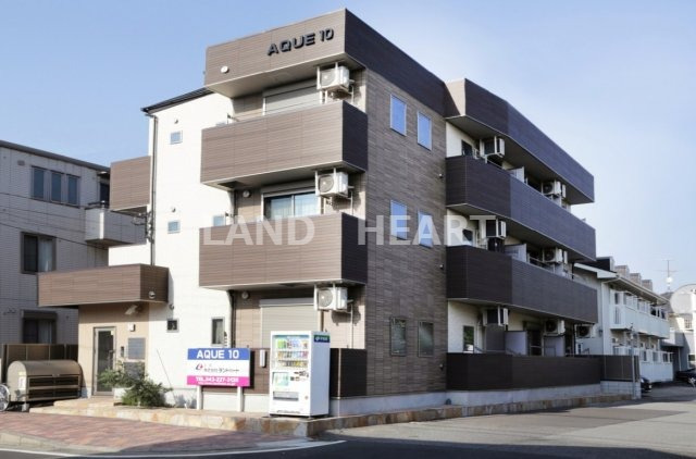 建物外観　落ち着いた雰囲気の外観です