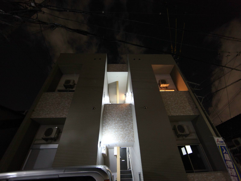 建物外観　外観　デザイナーズ　光インターネット無料