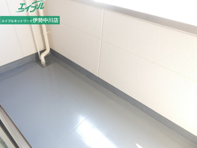 バルコニー　同型参考写真