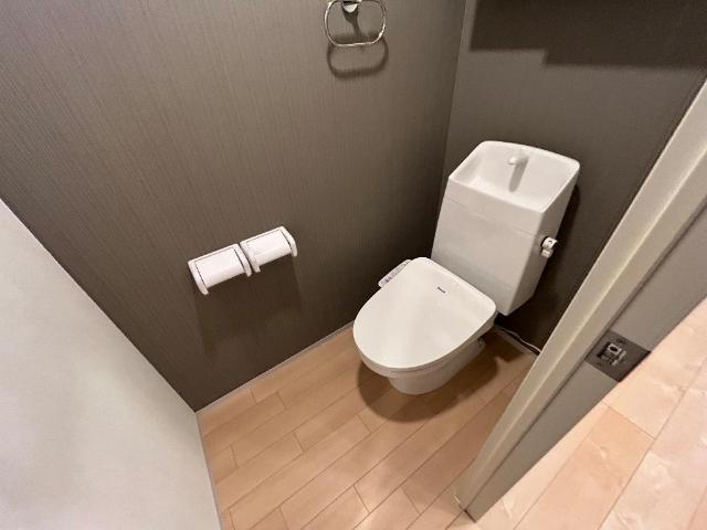 トイレ　シャワー付トイレ