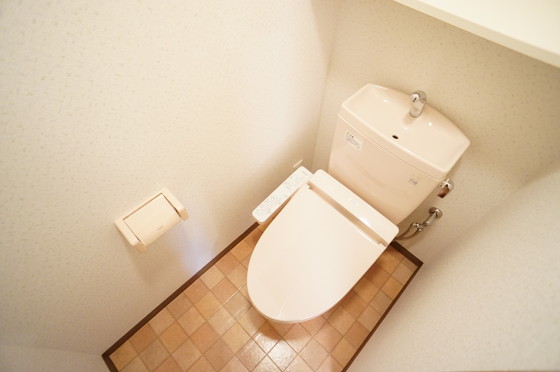 トイレ　シャワー付きトイレ