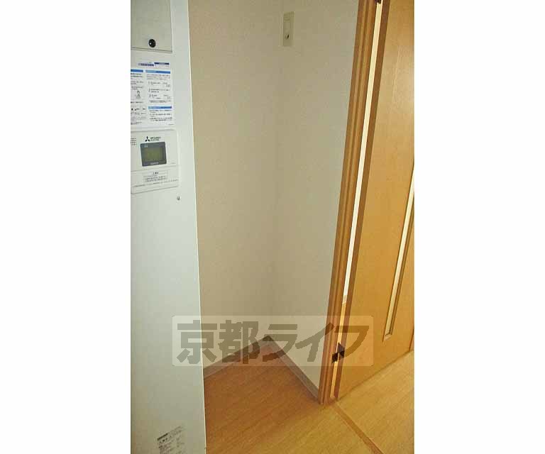 その他部屋・スペース　広々としたベランダです。