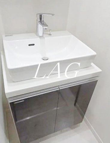 洗面設備　独立洗面台です。