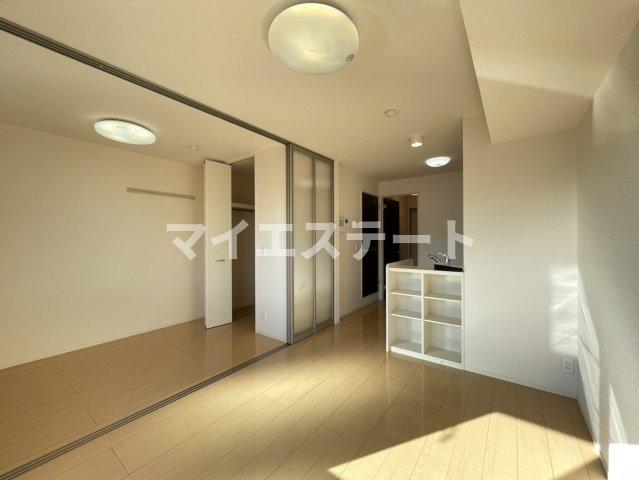 居室・リビング　別部屋写真使用