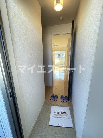 玄関　別部屋写真使用