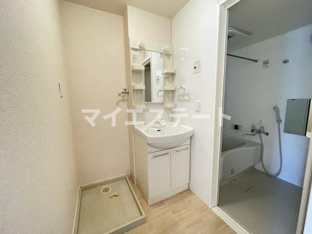 バス・シャワールーム　別部屋写真使用