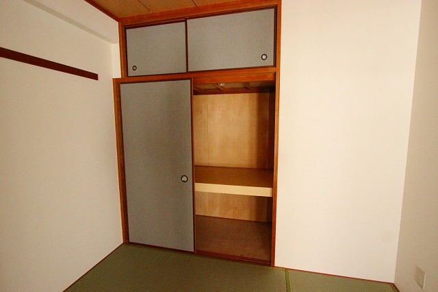 収納　同物件別部屋