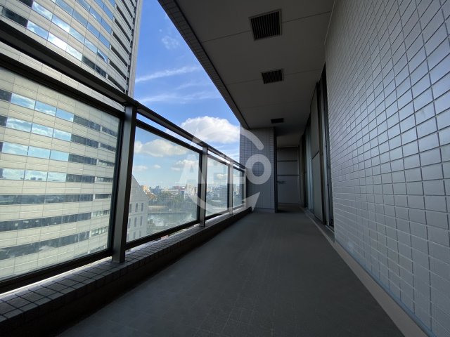 バルコニー　OAPレジデンスタワー西館（オーエーピー）　バルコニー