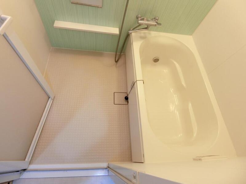 バス・シャワールーム　追い焚き機能付き