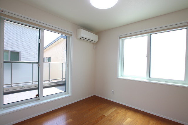 その他部屋・スペース　二階洋室４．５帖