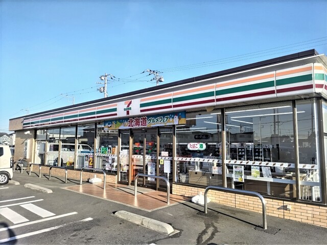 コンビニ　セブンイレブン　三郷市役所東店（コンビニ）まで400m