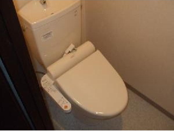 トイレ　ウォシュレット設置済みです！