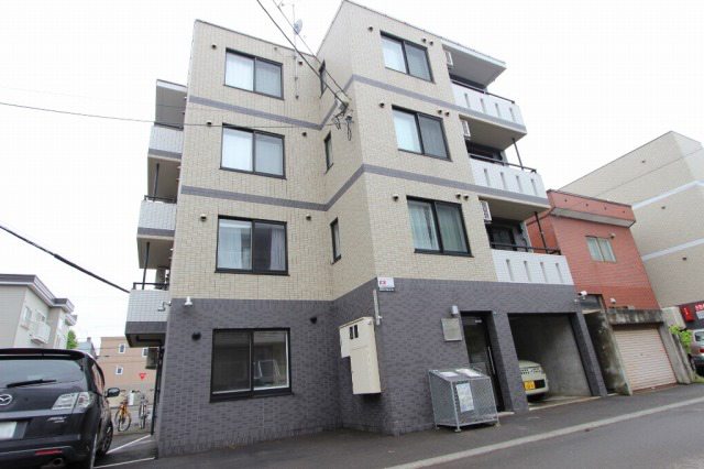 建物外観　☆物件名【オルセー厚別中央ＩＩＩ】とお伝え下さい！