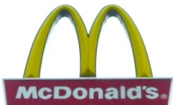 飲食店　マクドナルド多賀城店（飲食店）まで201m