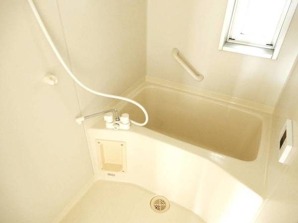 バス・シャワールーム　ビレッジハウスの同一物件・同一タイプの間取りの写真です